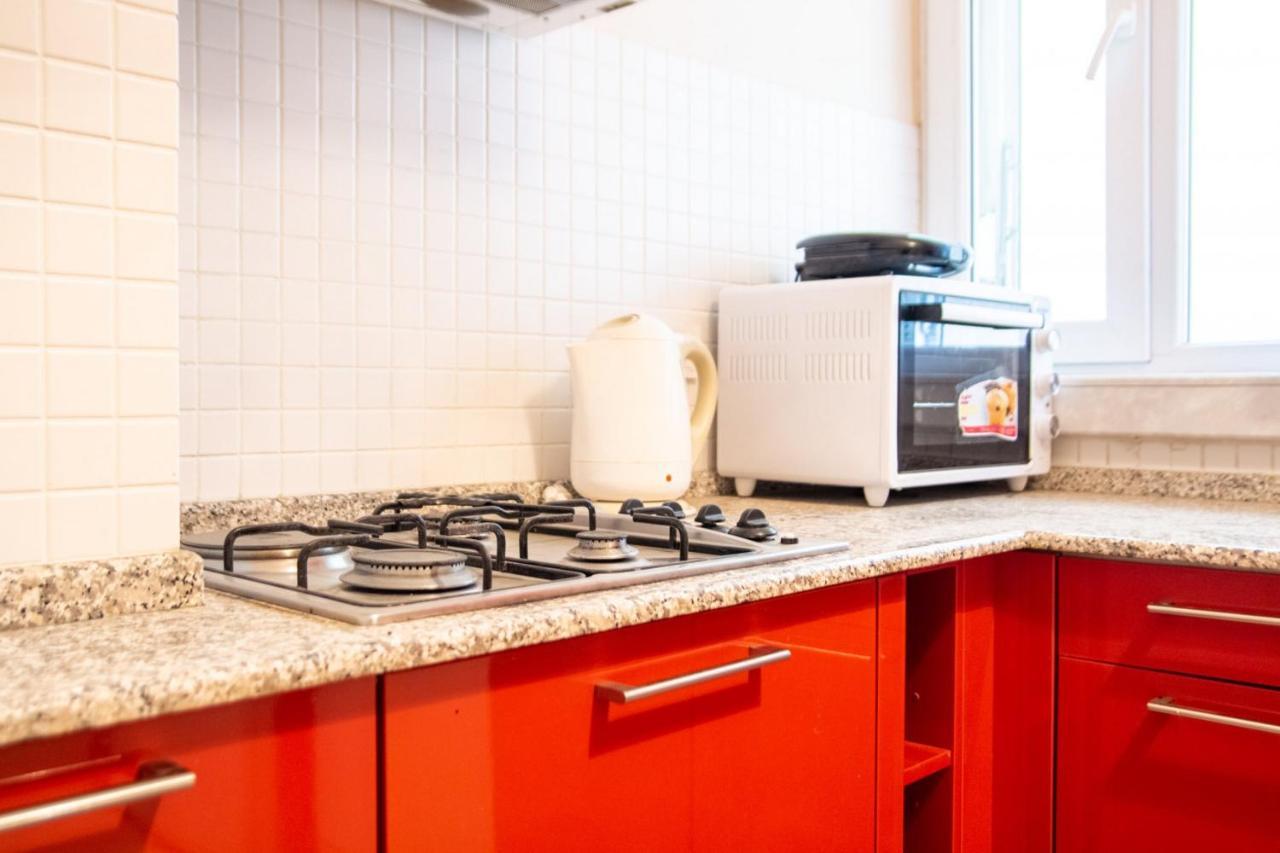 Lovely Flat Near Public Transportation In 이즈미르 외부 사진